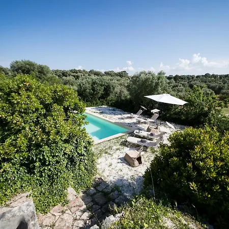 Trullo Melchiorre オストゥーニ